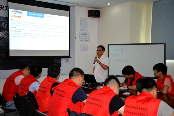 深?yuàn)W圖儀控學(xué)院?；沸袠I(yè)大講堂