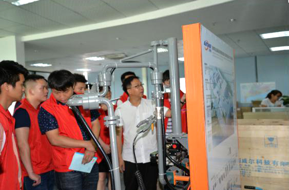 深?yuàn)W圖儀控學(xué)院?；沸袠I(yè)大講堂