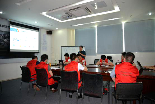 深奧圖儀控學(xué)院 ?；沸袠I(yè)大講堂